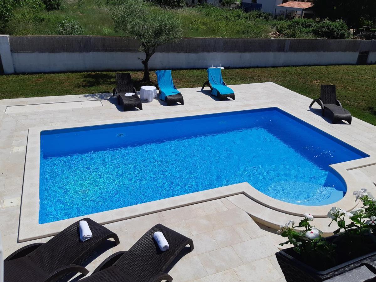 Villa La Felice Пореч Экстерьер фото